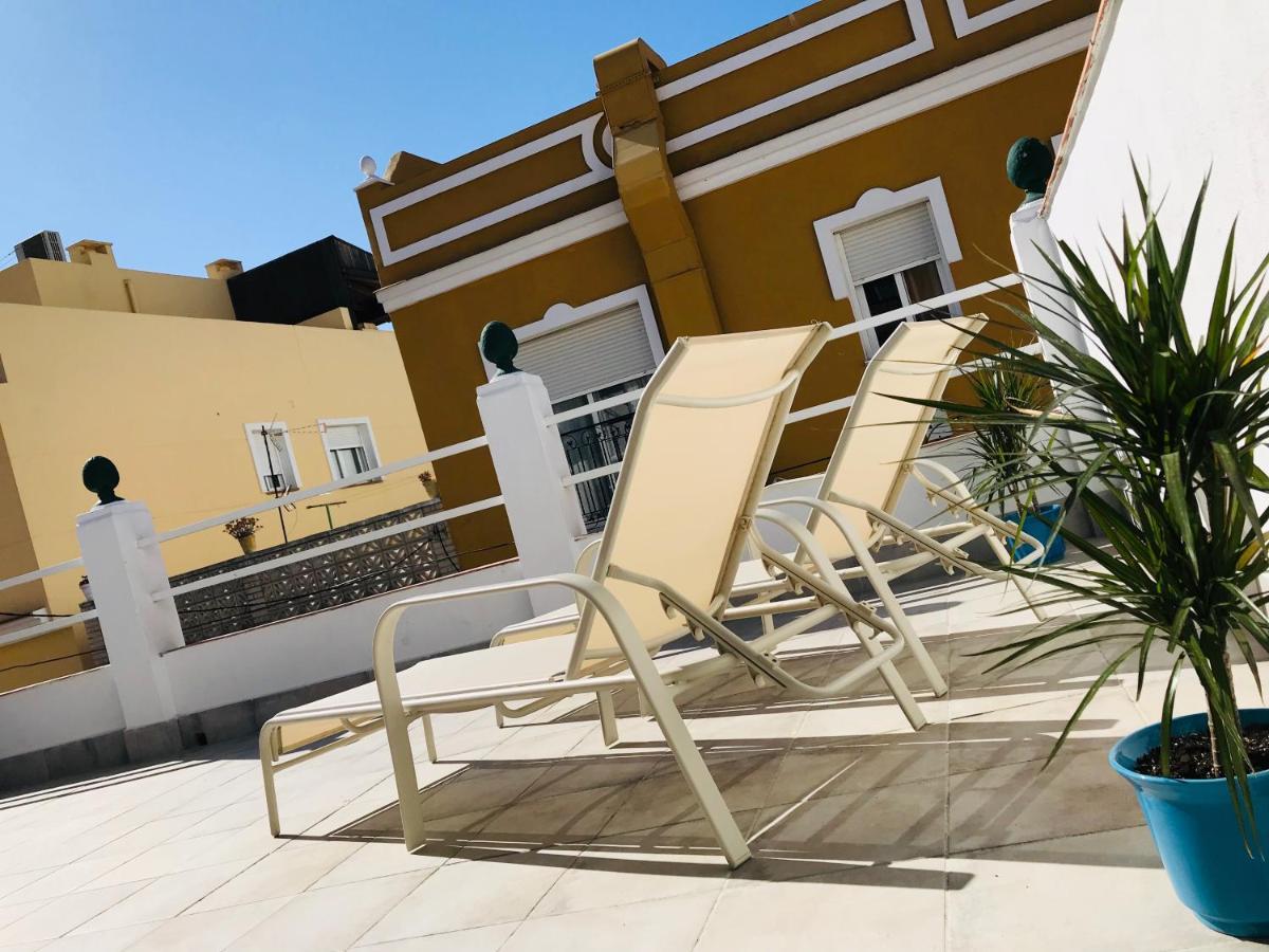 Malaga Beach House, 2 City Bikes, 2 Children'S Bikes, Wifi, Big Terrace, Bbq, Family, Childfriendly Ngoại thất bức ảnh